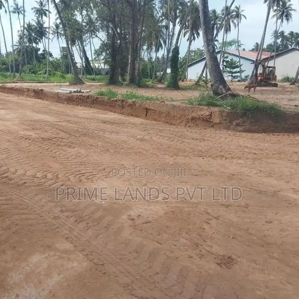 පැල්ලන්දෙණිය හන්දියෙන්ම පදිංචියට සුපිරි ඉඩමක්
