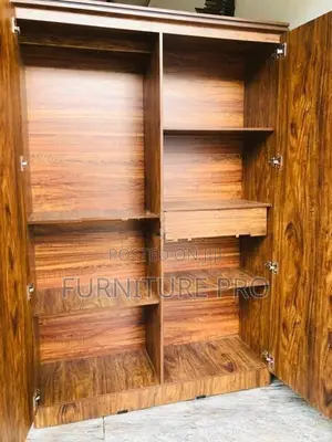 New 6*4 Ft Cloth Hanging Melamine Cupboard