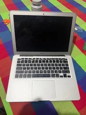 Apple MacBook Air