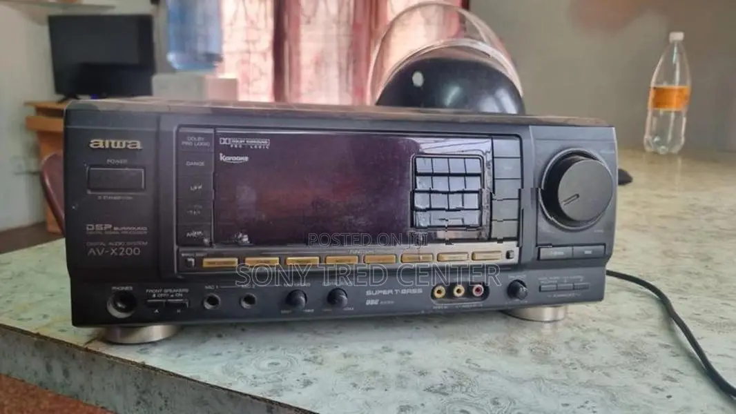 Aiwa AV-X200