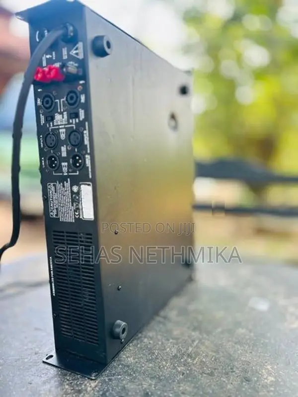 Tapco Power 3000w Amp