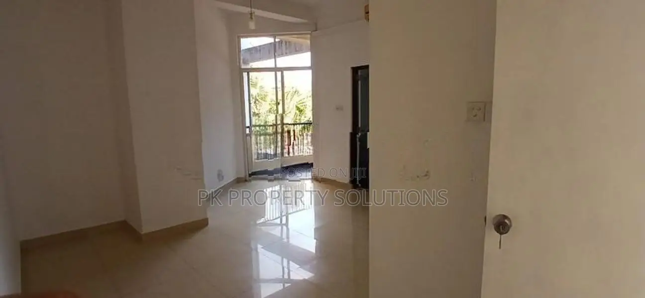 Apartment for Sale in Colombo 7 (file Number 1950 A)barnes Place