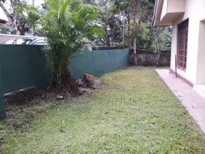 Valuable House with 20 Perch Land for Sale Piliyandala