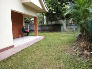 Valuable House with 20 Perch Land for Sale Piliyandala
