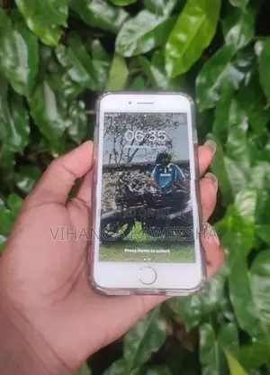 Apple iPhone 7 (Used)