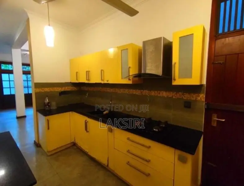 Spacious 5 Bedrooms Luxury House for Sale in Nugegoda Prim Location