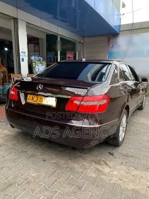Mercedes Benz E200 2010