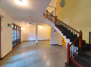 Spacious 5 Bedrooms Luxury House for Sale in Nugegoda Prim Location