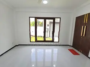 Newly Build Luxury Three Storey House for Sale Kottawa