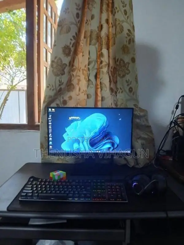 Asus i5 9500 Desktop PC