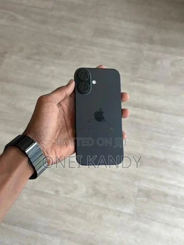 Apple iPhone 16 128GB (Used)
