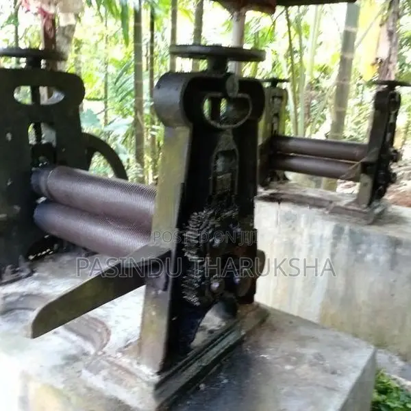 රබර් අබරන රොල් යන්ත්‍රය