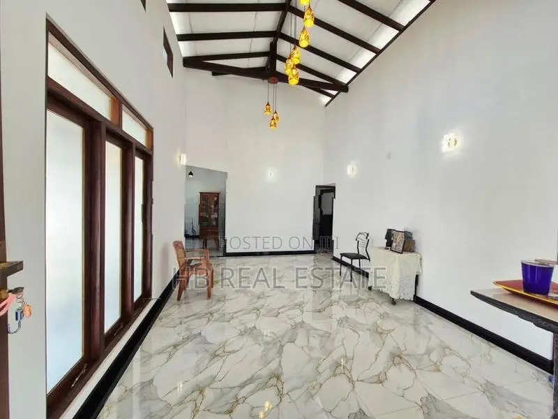 Newly Build Almost Brand New House For Sale Gonapola