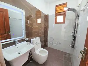 Newly Build Architect Designed Luxury Three Storey House Kahathuduwa
