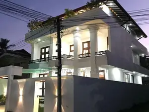 B/New Modern House For Sale