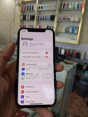 Apple iPhone X (Used)