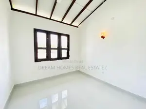 Modern 3 Bedroom House for Sale – Athurugiriya 10 Perches