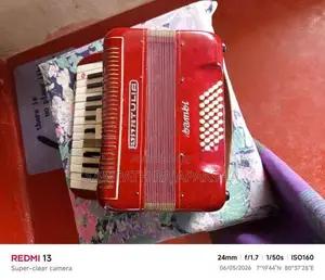 Cantulia Red Piano