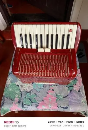 Cantulia Red Piano
