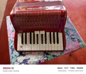 Cantulia Red Piano