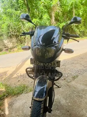 Bajaj Pulsar 150 2017