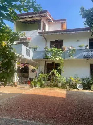 Beautiful Three Store House for Sale in Gampaha