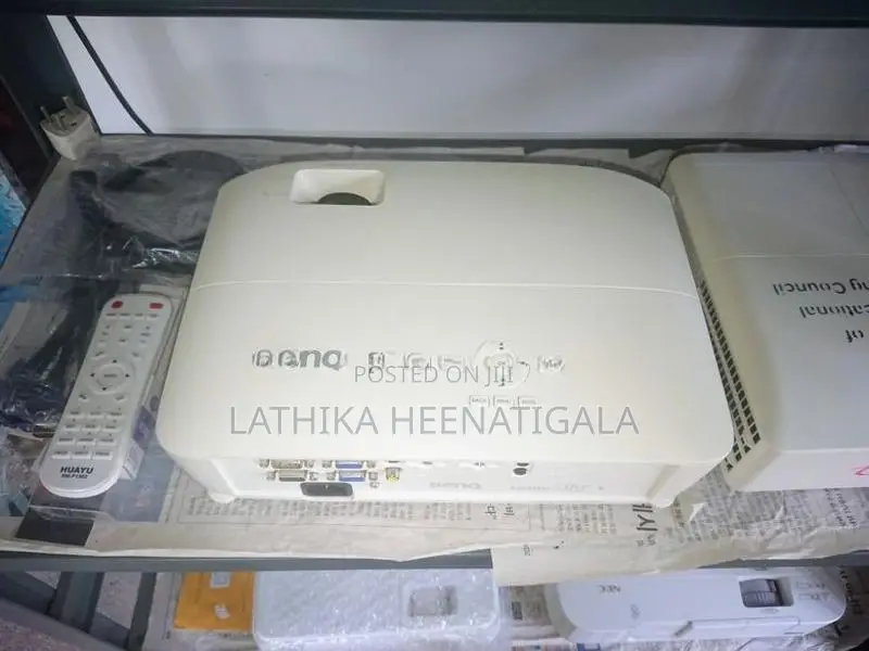 Multimedia projector BENQ MX532 lumens 3300