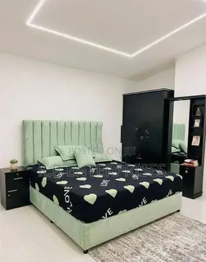 Luxury Bedroom Set 6*5 Ft Queen Size