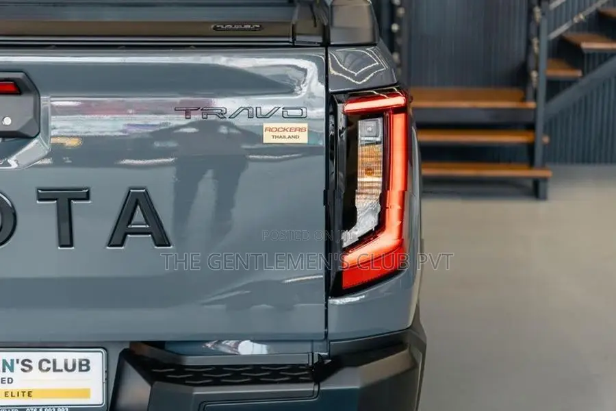 Toyota Hilux Travo Overland Plus 2026
