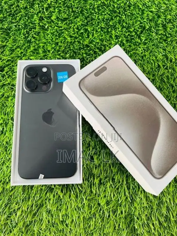 Apple iPhone 15 Pro Max 256GB (Used)