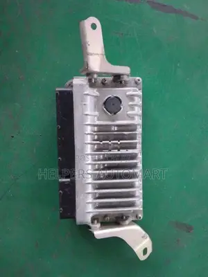 Toyota Aqua NHP10 ECU