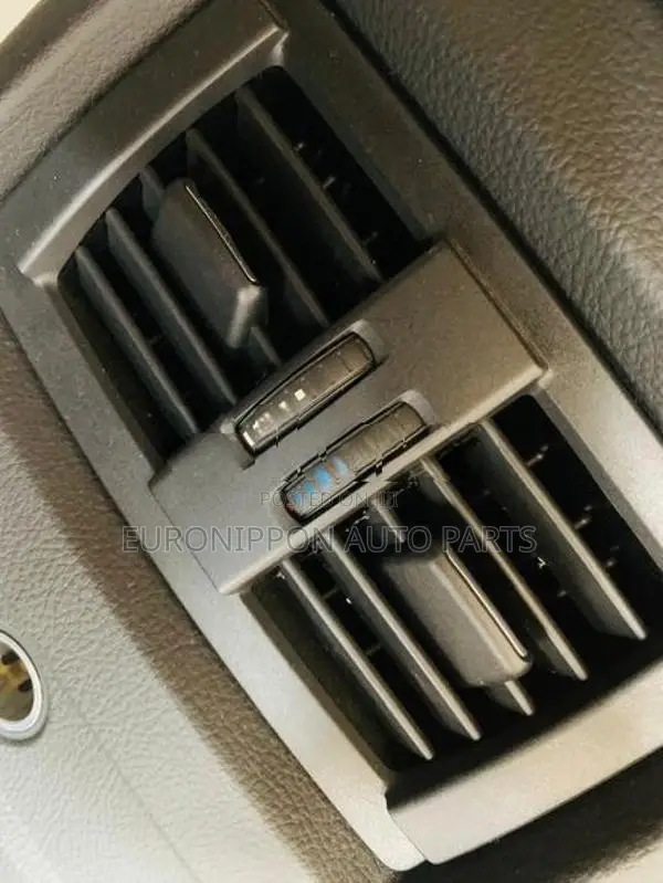 BMW 3 Series 320d AC Vents