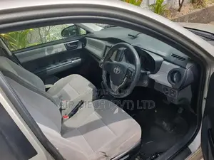 Toyota Axio 2014