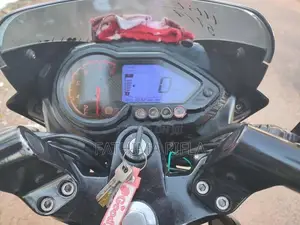 Bajaj Pulsar 180 2018