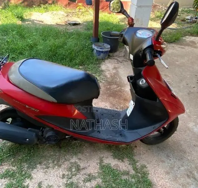Suzuki V50 2023