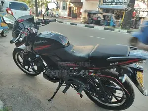 Bajaj Pulsar 180 2018