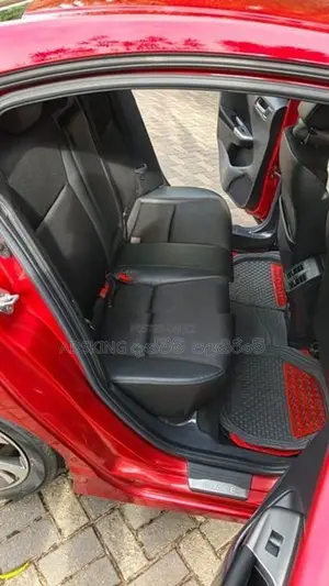 Honda Grace 2017