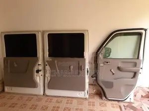 Suzuki Every - DA64 Doors