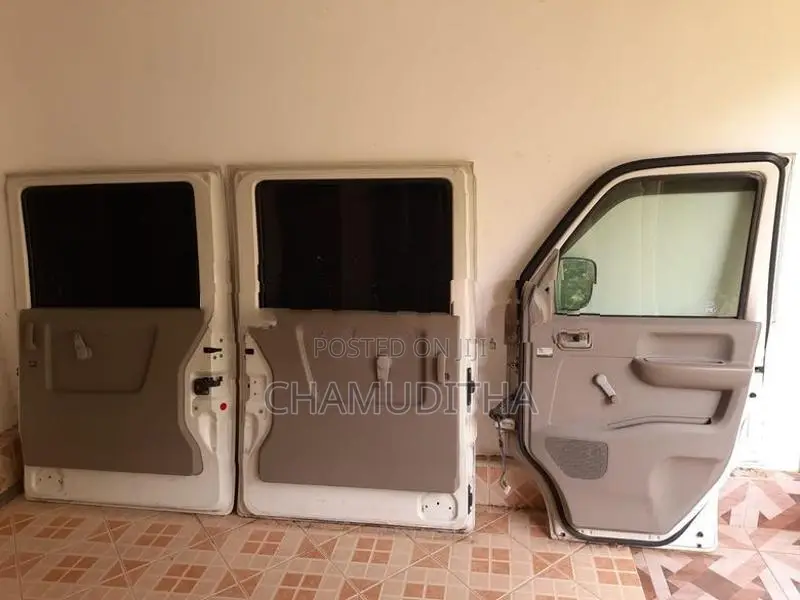 Suzuki Every - DA64 Doors