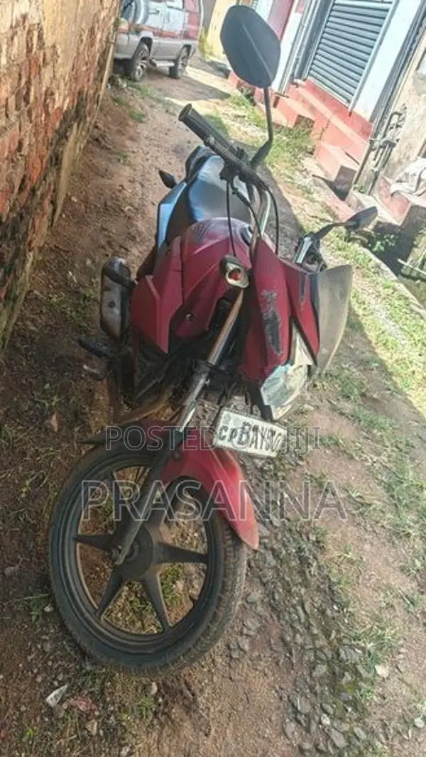 Honda Twister 2014