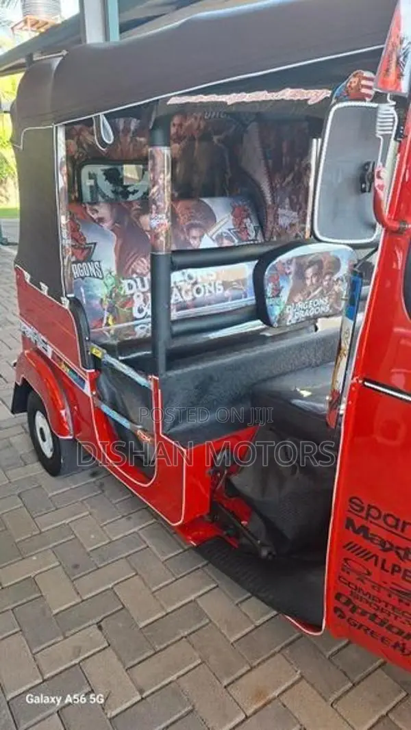Bajaj RE 4Stroke 2014