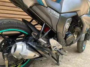 Yamaha FZs V2 FZ 2017