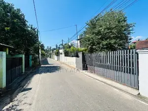 Kandana – Land with House for Sale