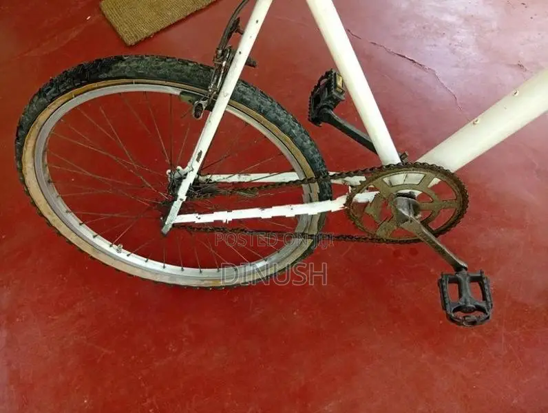 Tomahawk bicycle Size 24