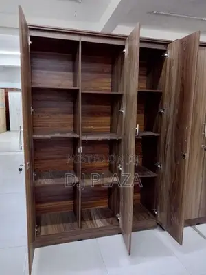 Almari 6X4