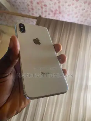 Apple iPhone X (Used)