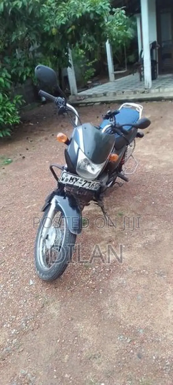 Bajaj CT100 2006