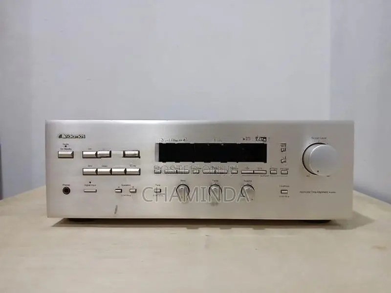 Nakamichi AV-10 Amplifier