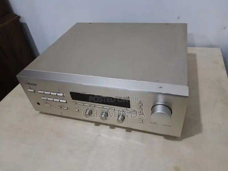 Nakamichi AV-10 Amplifier