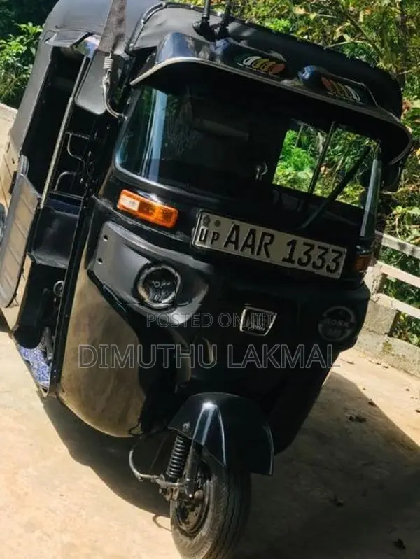 Bajaj RE Three Wheeler 2014